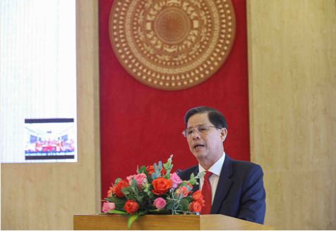 Ông Nguyễn Tấn Tuân phát biểu tại buổi lễ. Ông Nguyễn Tấn Tuân phát biểu tại buổi lễ.